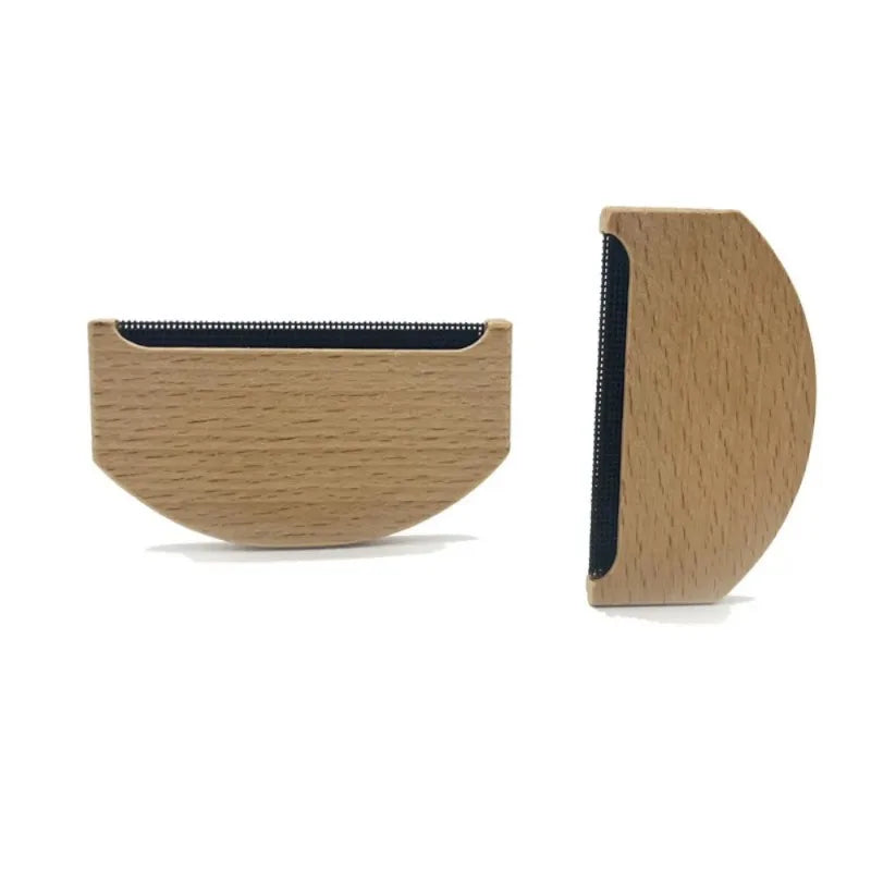 Peigne anti-bouloches en bois pour pulls